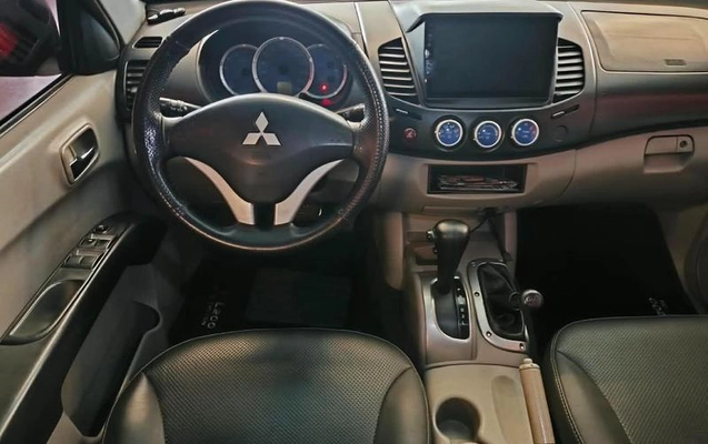 imagem-https://www.socarrao.com.br/sc-vehicle-images-prod/4301566/1791476830097-8520336_6_B_ce975f3cb2.jpeg