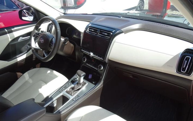 imagem-https://www.socarrao.com.br/sc-vehicle-images-prod/4301568/1791400288566-8552772_18_B_5c71c01bd5.jpeg
