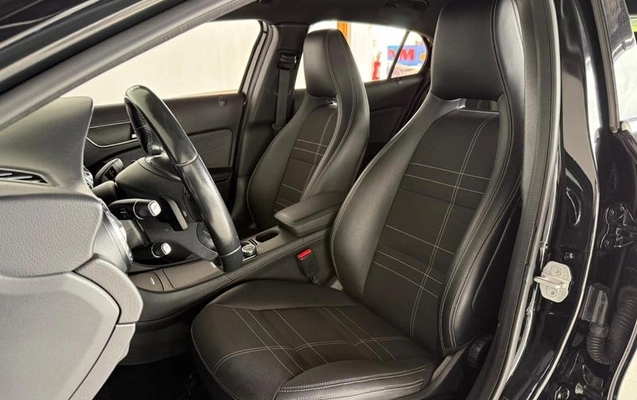 imagem-https://www.socarrao.com.br/sc-vehicle-images-prod/4301690/1791401183085-8530893_13_B_3a70cd7673.jpeg