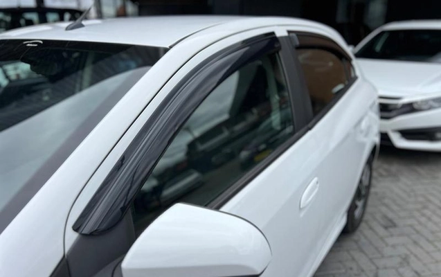 imagem-https://www.socarrao.com.br/sc-vehicle-images-prod/4301721/1791401364316-8551624_5_B_ff8b33d0f5.jpeg