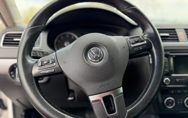 imagem-https://www.socarrao.com.br/sc-vehicle-images-prod/4301730/1791401377318-2a2598e1-5e99-43ce-a032-df374586bb5d.jpg