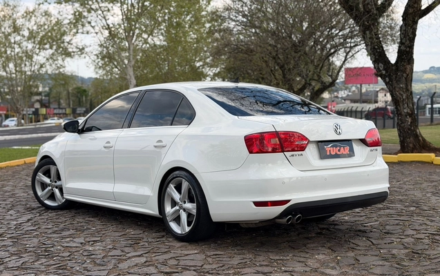 imagem-https://www.socarrao.com.br/sc-vehicle-images-prod/4301730/1791401377331-cc516b14-b74a-4939-9931-fbfffa20c976.jpg