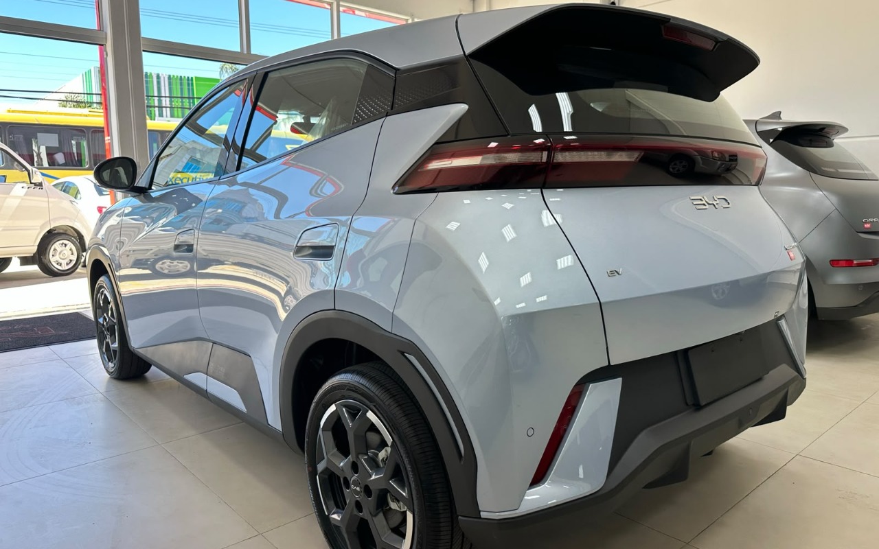 imagem-https://www.socarrao.com.br/sc-vehicle-images-prod/4301732/1791401384632-V2hhdHNBcHAgSW1hZ2UgMjAyNi0xMC0wNyBhdCAxNC4xNi4xNSAoMSkuanBlZw.jpeg