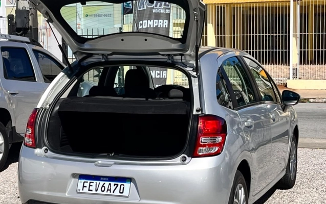 imagem-https://www.socarrao.com.br/sc-vehicle-images-prod/4301758/1791401568831-V2hhdHNBcHAgSW1hZ2UgMjAyNi0xMC0wNyBhdCAxNS4zOC4wNyAoMykuanBlZw.jpeg