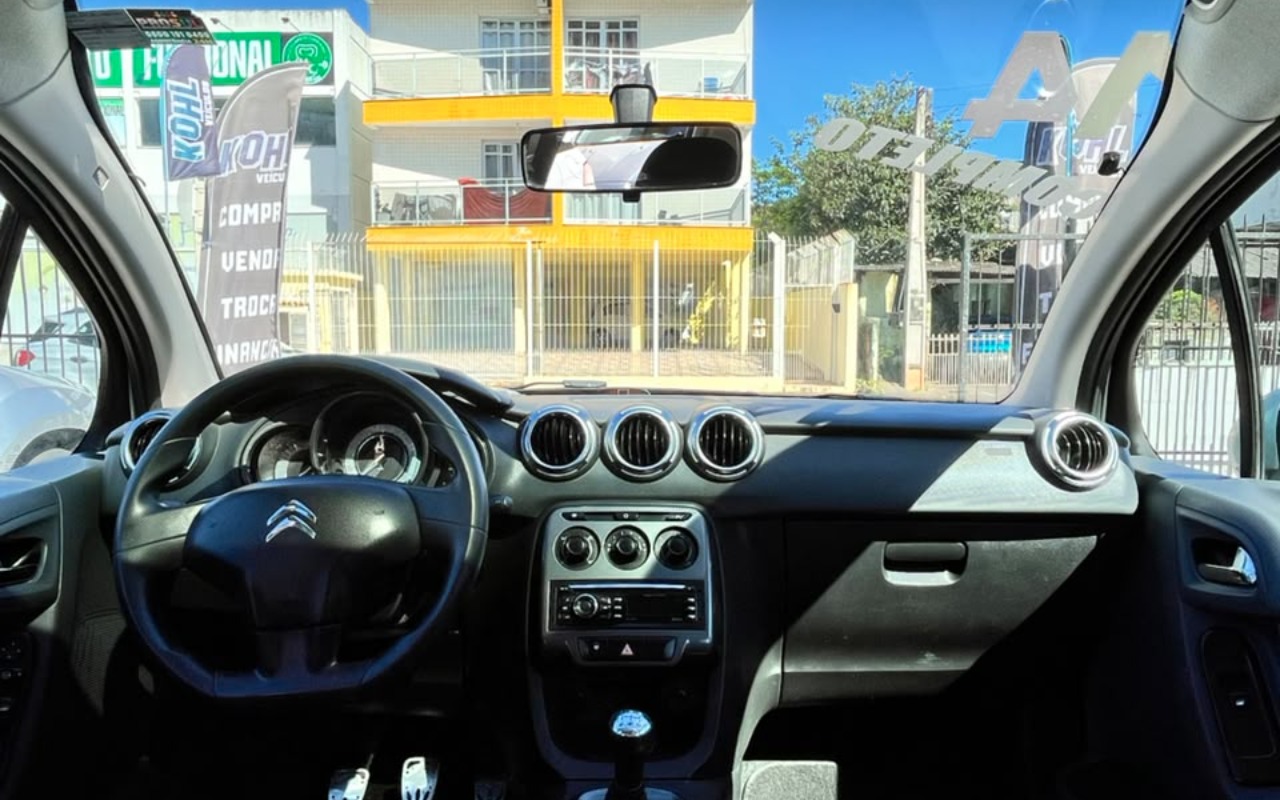 imagem-https://www.socarrao.com.br/sc-vehicle-images-prod/4301758/1791401569195-V2hhdHNBcHAgSW1hZ2UgMjAyNi0xMC0wNyBhdCAxNS4zOC4wOSAoMikuanBlZw.jpeg