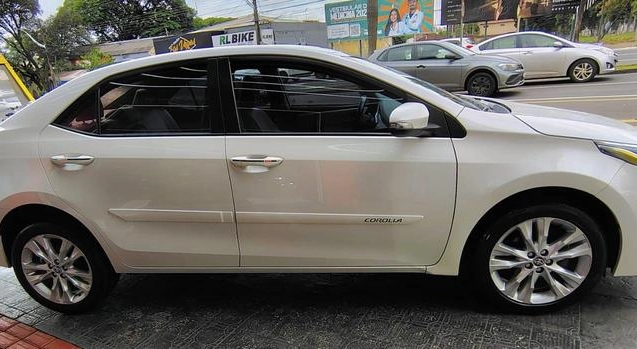 imagem-https://www.socarrao.com.br/sc-vehicle-images-prod/4301882/1791402867232-8549457_8_B_5deab520e8.jpeg