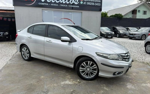 imagem-https://www.socarrao.com.br/sc-vehicle-images-prod/4301901/1791402669023-8489995_8_B_746545010a.jpeg