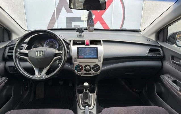 imagem-https://www.socarrao.com.br/sc-vehicle-images-prod/4301901/1791402669037-8489995_3_B_b95e1761b6.jpeg