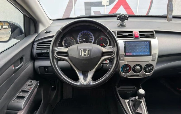 imagem-https://www.socarrao.com.br/sc-vehicle-images-prod/4301901/1791402669039-8489995_2_B_caf8a5c389.jpeg