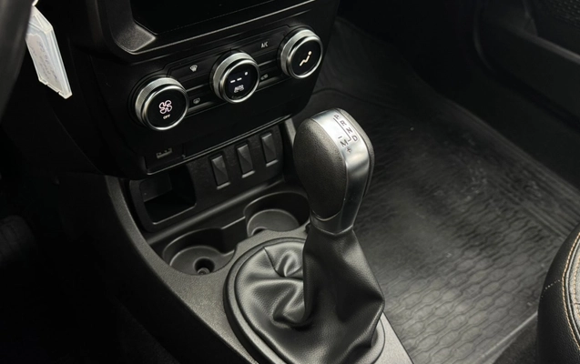 imagem-https://www.socarrao.com.br/sc-vehicle-images-prod/4301902/1791402672513-12_085952.jpg