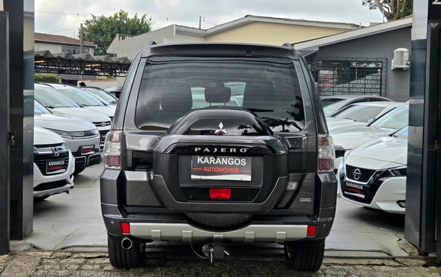 imagem-https://www.socarrao.com.br/sc-vehicle-images-prod/4301922/1791402854946-a3b79a77-7c62-4976-85de-c99d450b537f.jpg