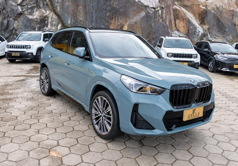 Bmw X1 2025 Verde — foto 1 de 3