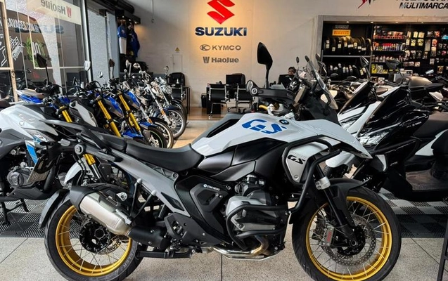 imagem-https://www.socarrao.com.br/sc-vehicle-images-prod/4301987/1791403220060-8553187_0_B_b2014023c6.jpeg