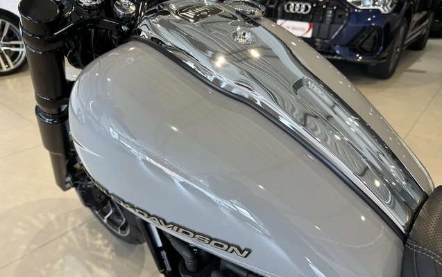 imagem-https://www.socarrao.com.br/sc-vehicle-images-prod/4302028/1791901156530-vehicle_image_1791896723_fcc591494c1e8b6dd1f3a07c69b7de0d.jpeg