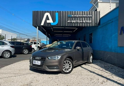 Audi A3 2014 Cinza — foto 1 de 3