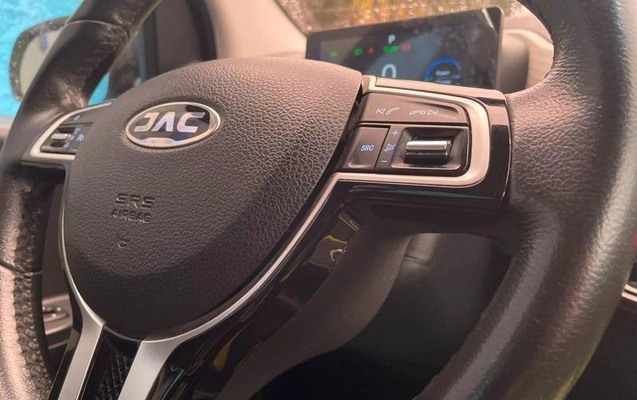 imagem-https://www.socarrao.com.br/sc-vehicle-images-prod/4302051/1791403681838-8543245_12_B_db8d8e04fa.jpeg