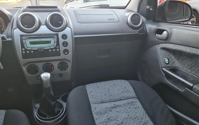 imagem-https://www.socarrao.com.br/sc-vehicle-images-prod/4302053/1791403723960-8299458_12_B_7db816b5ac.jpeg