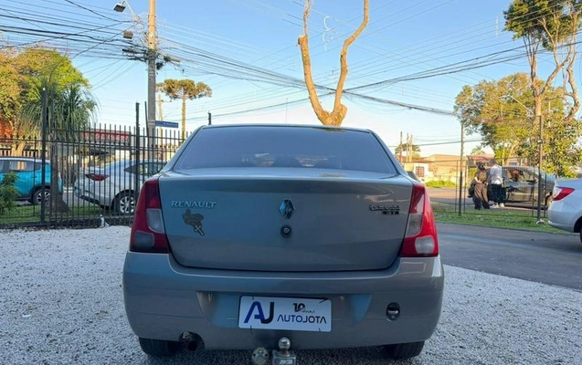 imagem-https://www.socarrao.com.br/sc-vehicle-images-prod/4302062/1791403824418-8495532_2_B_a9f5093861.jpeg