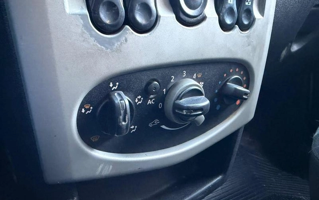 imagem-https://www.socarrao.com.br/sc-vehicle-images-prod/4302062/1791403824429-8495532_10_B_0ee6bcfe0f.jpeg