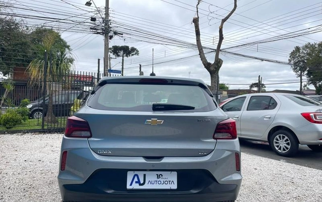 imagem-https://www.socarrao.com.br/sc-vehicle-images-prod/4302070/1791403871024-8509335_9_B_692f98414a.jpeg
