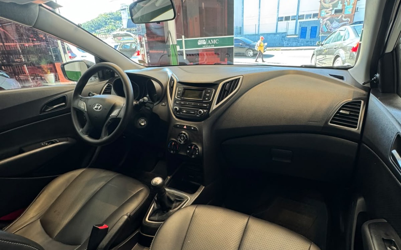 imagem-https://www.socarrao.com.br/sc-vehicle-images-prod/4302130/1791404107564-V2hhdHNBcHAgSW1hZ2UgMjAyNi0xMC0wNyBhdCAxNS4yNy41Ni5qcGVn.jpeg