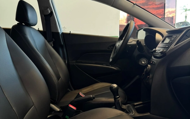 imagem-https://www.socarrao.com.br/sc-vehicle-images-prod/4302130/1791404107693-V2hhdHNBcHAgSW1hZ2UgMjAyNi0xMC0wNyBhdCAxNS4yNy41NSAoMikuanBlZw.jpeg