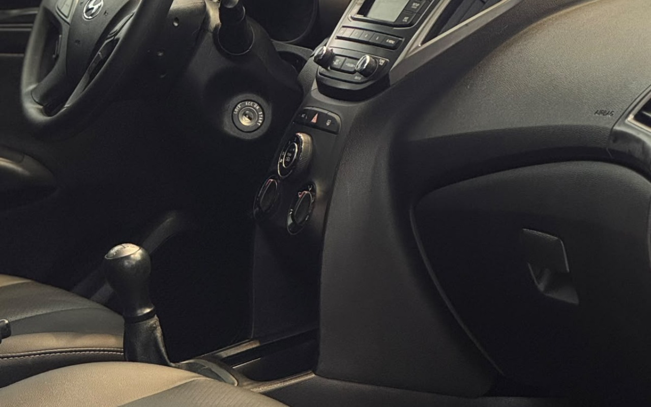 imagem-https://www.socarrao.com.br/sc-vehicle-images-prod/4302130/1791404108141-V2hhdHNBcHAgSW1hZ2UgMjAyNi0xMC0wNyBhdCAxNS4yNy41NCAoMikuanBlZw.jpeg