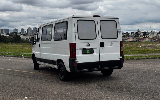 imagem-https://www.socarrao.com.br/sc-vehicle-images-prod/4302184/1791404304146-f5639100-5b33-4fb1-9e99-5dc47a7e43de.jpg