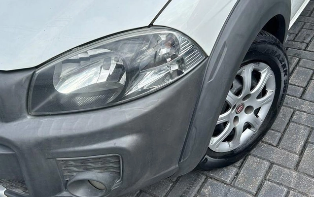 imagem-https://www.socarrao.com.br/sc-vehicle-images-prod/4302198/1791404527406-8545694_9_B_c07a47e3d4.jpeg