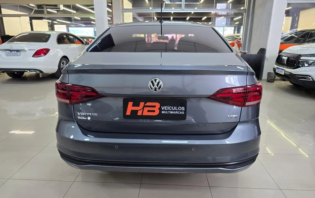 imagem-https://www.socarrao.com.br/sc-vehicle-images-prod/4302201/1791404545397-dQ55mhVJ85luECbeZa6lHZqzYONrB6ET.jpg