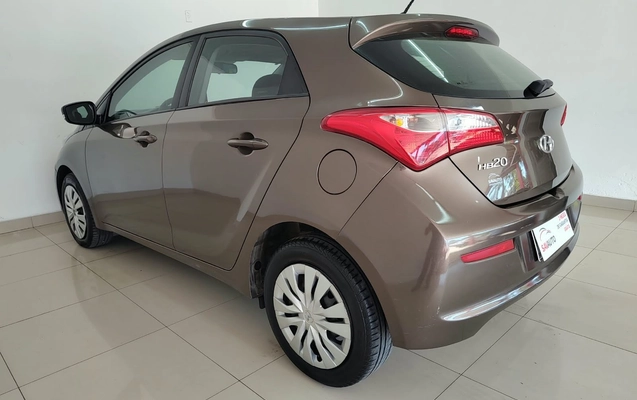 imagem-https://www.socarrao.com.br/sc-vehicle-images-prod/4302218/1791404796993-70b377e14dde423e97d22543f598b7f8_1791404753213.jpg
