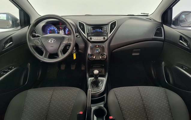 imagem-https://www.socarrao.com.br/sc-vehicle-images-prod/4302218/1791404796997-87fad80357804a08baf4091618da81f3_1791404753222.jpg
