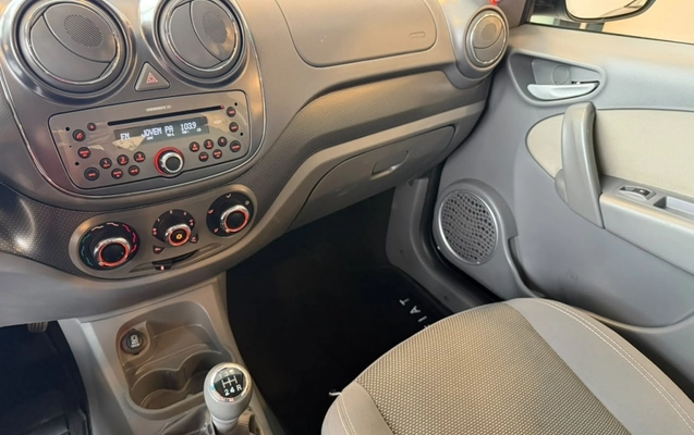 imagem-https://www.socarrao.com.br/sc-vehicle-images-prod/4302219/1791404803485-11_052620.jpg