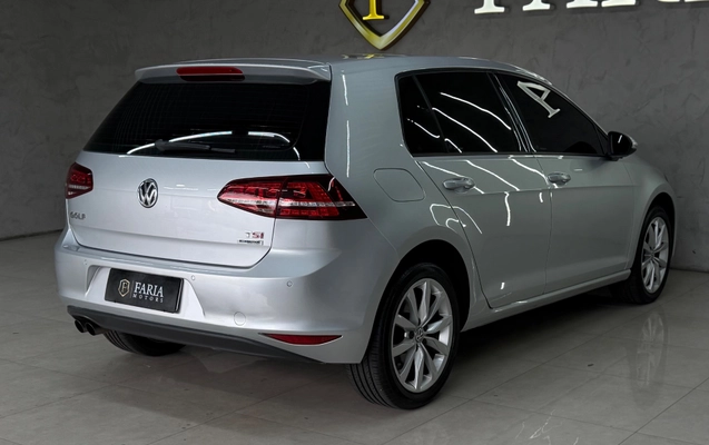 imagem-https://www.socarrao.com.br/sc-vehicle-images-prod/4302293/1791405176899-93e2e05f-9738-4714-ae82-318f52eed955.jpg