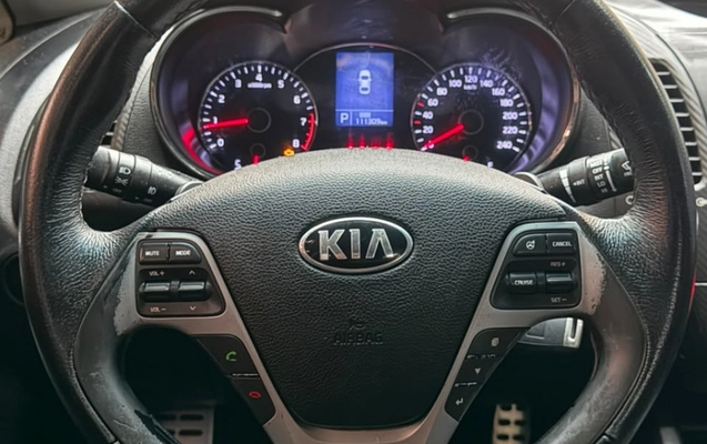 imagem-https://www.socarrao.com.br/sc-vehicle-images-prod/4302303/1791405352323-LRWJgu1FNtBY5eLYPugINrlz7qE3adfm.jpg