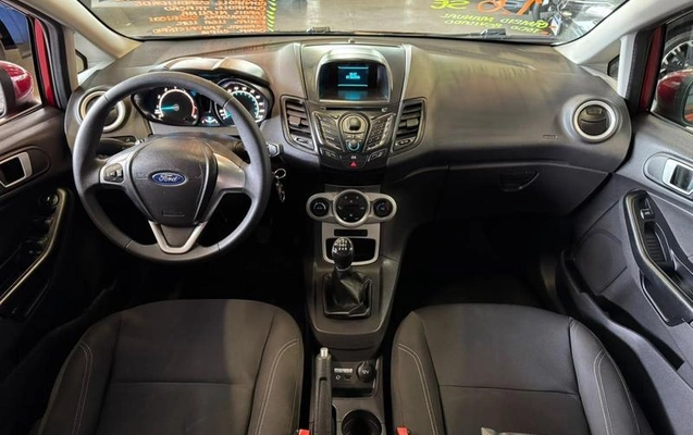 imagem-https://www.socarrao.com.br/sc-vehicle-images-prod/4302318/1791405555215-8546781_12_B_a7745b8928.jpeg