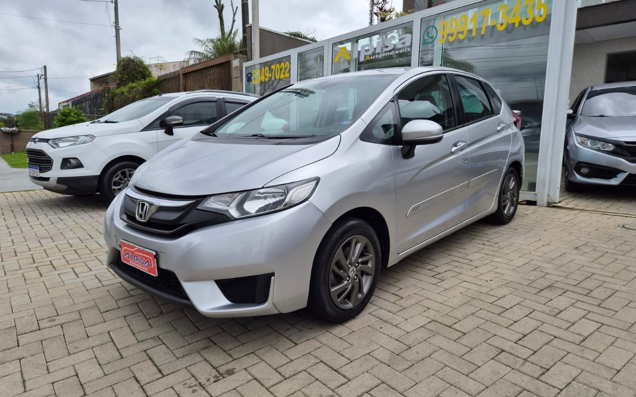 Honda Fit 2015 Prata — foto 1 de 3