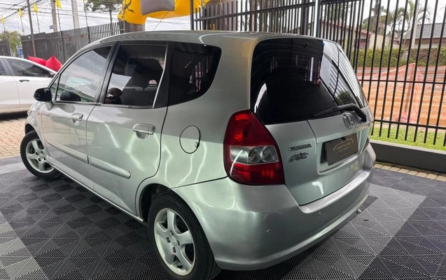 imagem-https://www.socarrao.com.br/sc-vehicle-images-prod/4302417/1791466997276-8553467_2_B_f6060c62b5.jpeg
