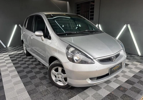 Honda Fit 2005 Prata — foto 1 de 3