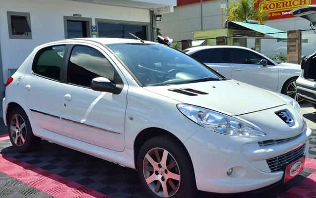 imagem-https://www.socarrao.com.br/sc-vehicle-images-prod/4302429/1791406312878-003_b9050414e06232e7b2f529ac0a362754.jpg