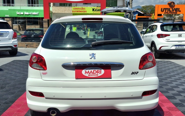 imagem-https://www.socarrao.com.br/sc-vehicle-images-prod/4302429/1791406312881-003_0f19ca898bab58a04e56b7f56f30fcb2.jpg