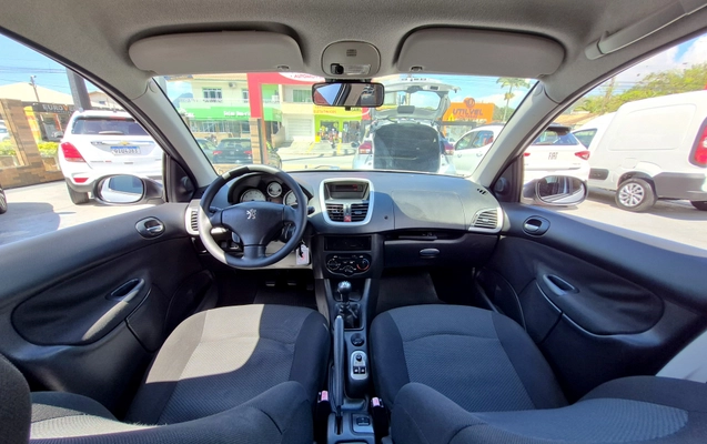 imagem-https://www.socarrao.com.br/sc-vehicle-images-prod/4302429/1791406312891-003_59b2a521742ad6cb4aef885d67100493.jpg