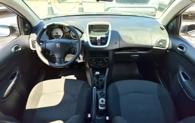 imagem-https://www.socarrao.com.br/sc-vehicle-images-prod/4302429/1791406312893-003_dbd25ee951716e75bab4260bebded23a.jpg