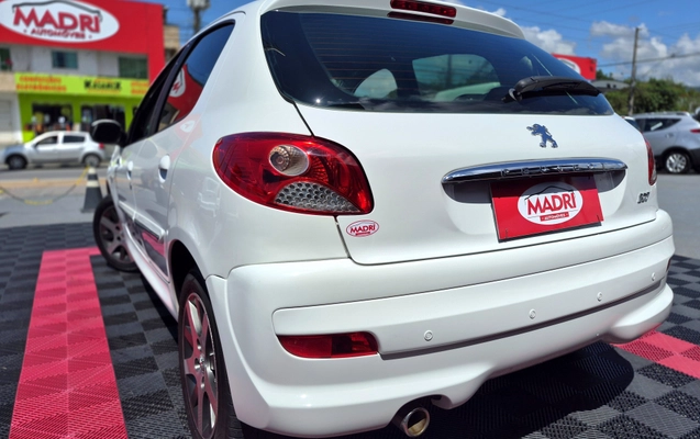 imagem-https://www.socarrao.com.br/sc-vehicle-images-prod/4302429/1791406312908-003_8811229d6f31d3b673d3d05f809b575e.jpg