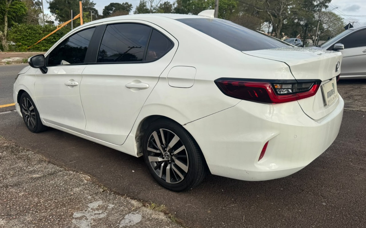 imagem-https://www.socarrao.com.br/sc-vehicle-images-prod/4302452/1791406661058-V2hhdHNBcHAgSW1hZ2UgMjAyNi0xMC0wNyBhdCAxNy4zNC4zMyAoMykuanBlZw.jpeg
