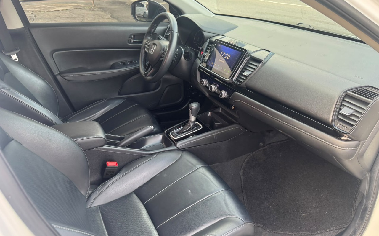 imagem-https://www.socarrao.com.br/sc-vehicle-images-prod/4302452/1791406661522-V2hhdHNBcHAgSW1hZ2UgMjAyNi0xMC0wNyBhdCAxNy4zNC41OCAoMSkuanBlZw.jpeg