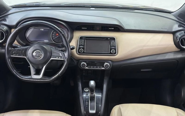 imagem-https://www.socarrao.com.br/sc-vehicle-images-prod/4302457/1791406650036-8484297_14_B_27c02fa5f7.jpeg