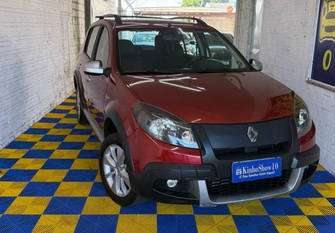 Renault Sandero 2013 Vermelho — foto 1 de 3