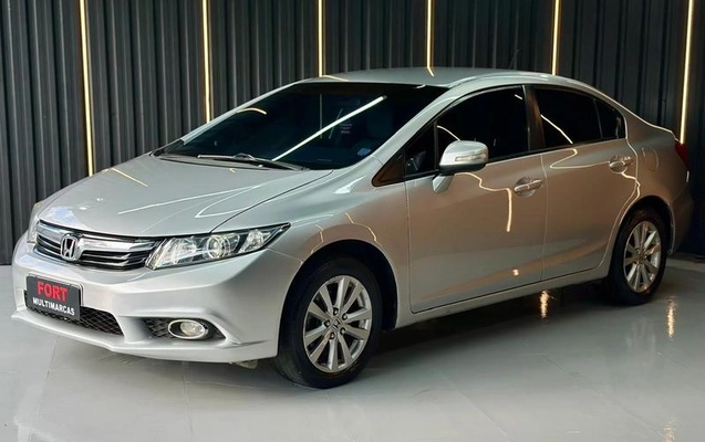 imagem-https://www.socarrao.com.br/sc-vehicle-images-prod/4302496/1791406763037-8495801_0_B_161f9d056d.jpeg