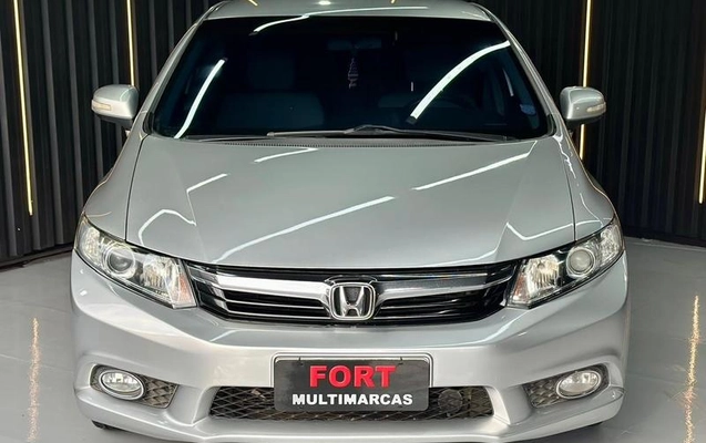 imagem-https://www.socarrao.com.br/sc-vehicle-images-prod/4302496/1791406763039-8495801_10_B_af0e3c059b.jpeg